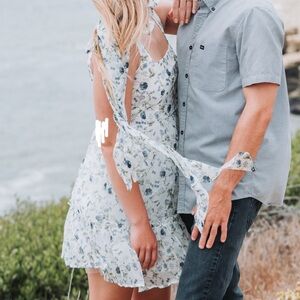 Audrey Parks/Francesca’s Floral Blue and White Dress